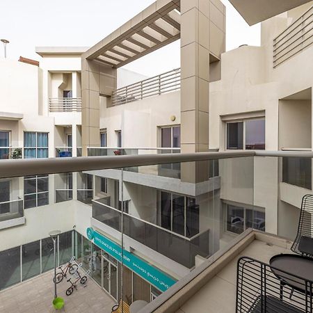 Nox Family Suites Dubai - Jumeirah 3, Jumeirah Beach ภายนอก รูปภาพ