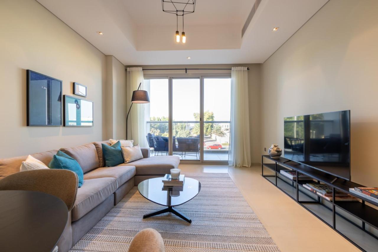 Nox Family Suites Dubai - Jumeirah 3, Jumeirah Beach ภายนอก รูปภาพ