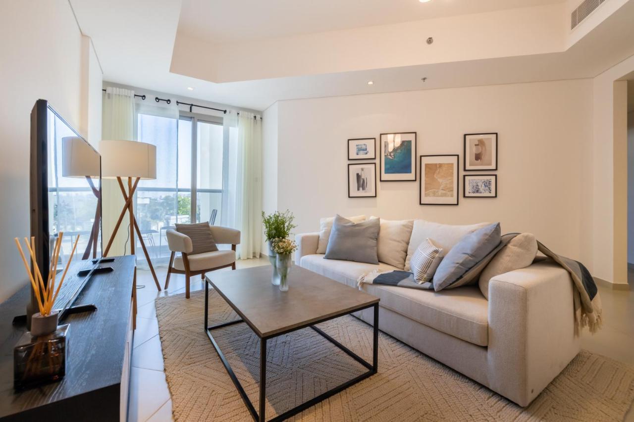 Nox Family Suites Dubai - Jumeirah 3, Jumeirah Beach ภายนอก รูปภาพ