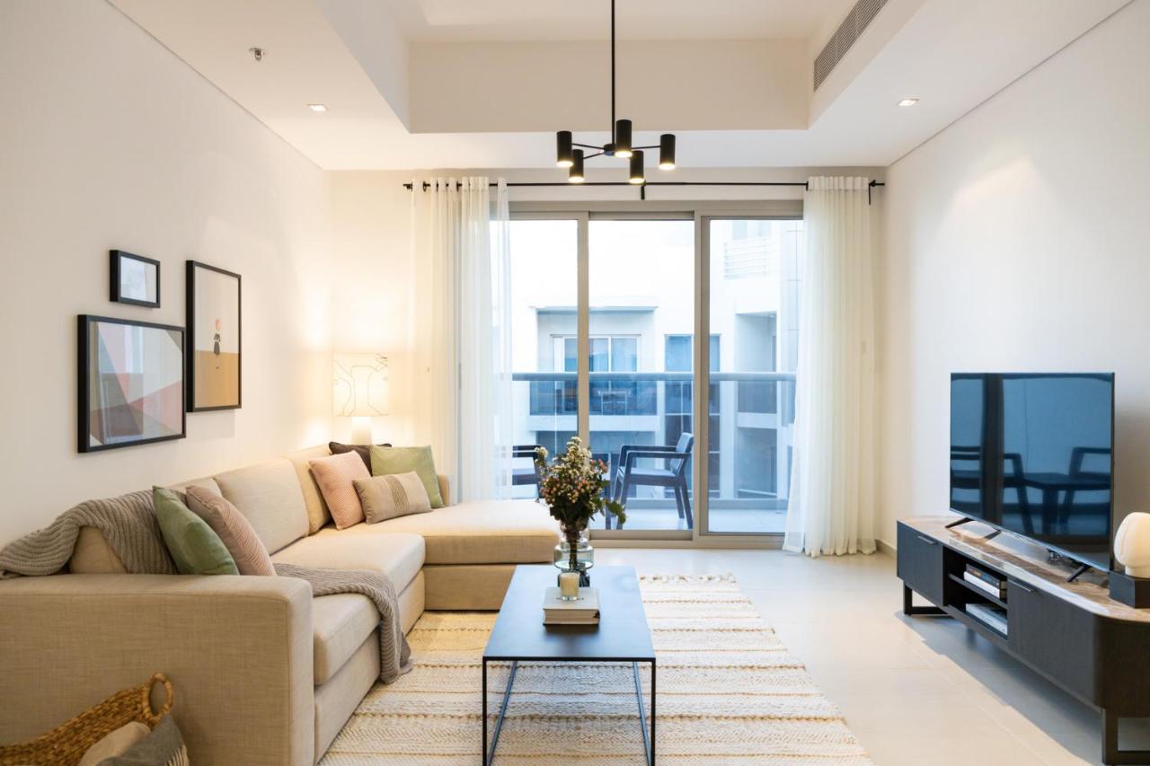 Nox Family Suites Dubai - Jumeirah 3, Jumeirah Beach ภายนอก รูปภาพ
