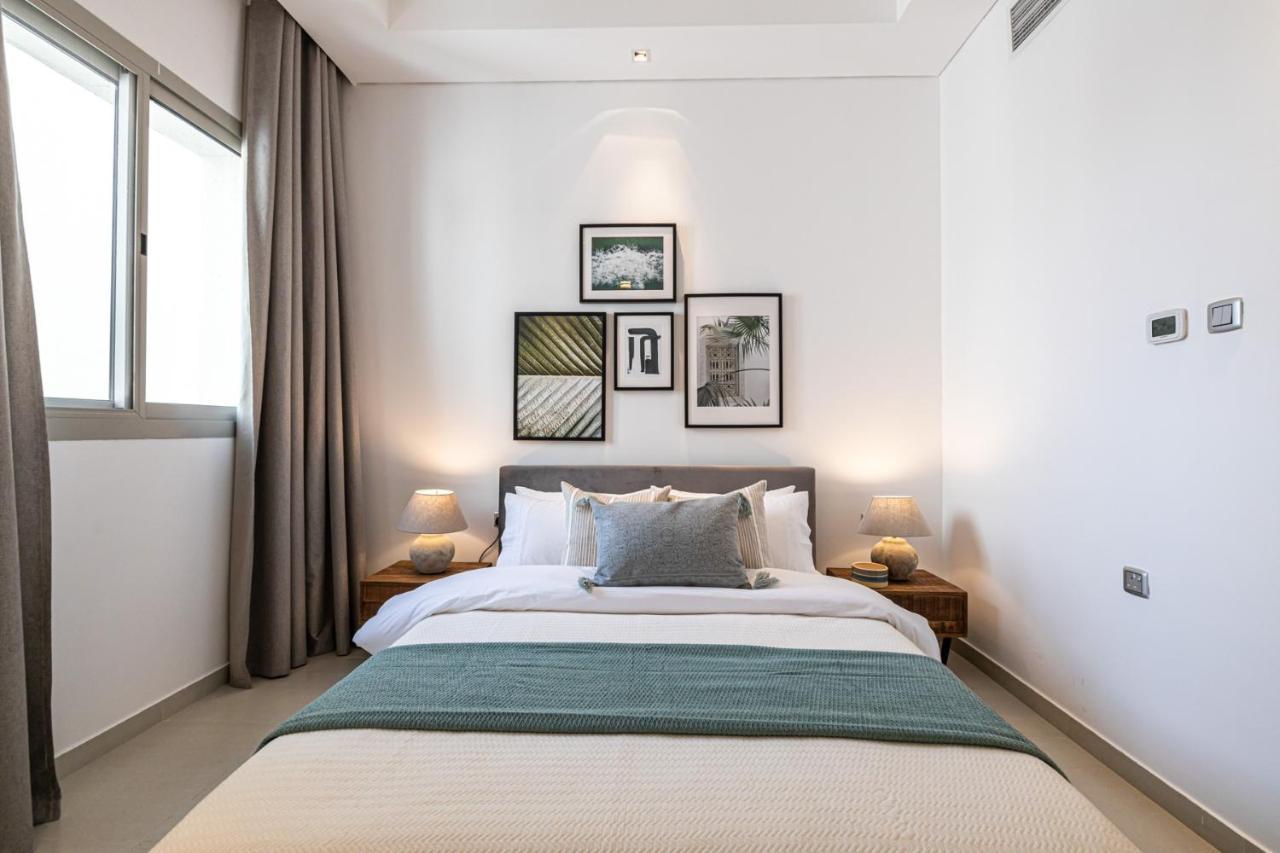 Nox Family Suites Dubai - Jumeirah 3, Jumeirah Beach ภายนอก รูปภาพ