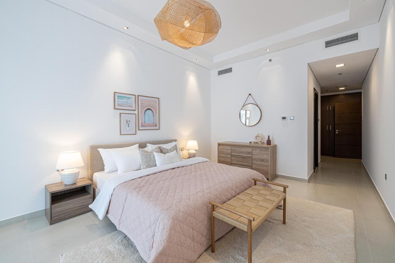 Nox Family Suites Dubai - Jumeirah 3, Jumeirah Beach ภายนอก รูปภาพ