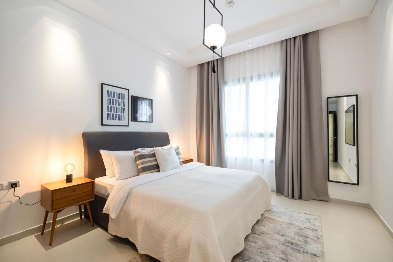 Nox Family Suites Dubai - Jumeirah 3, Jumeirah Beach ภายนอก รูปภาพ